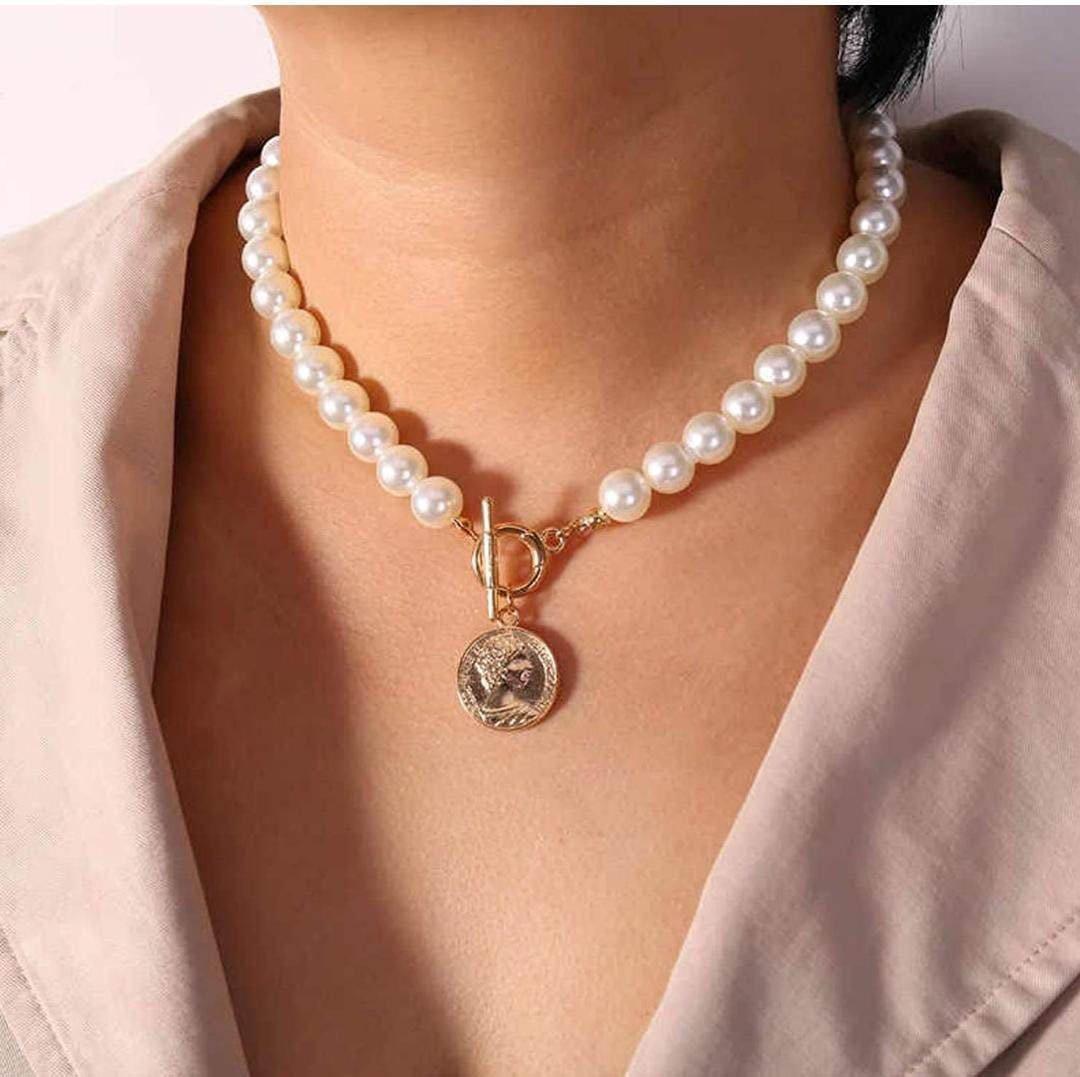 Elegant Pearl Beaded Necklace with Gold Coin Pendant