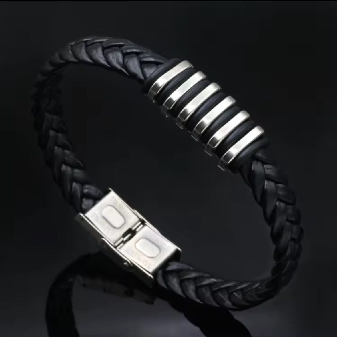 Men’s Braided Leather Bracelet with Stainless Steel Accents – Rugged & Refined