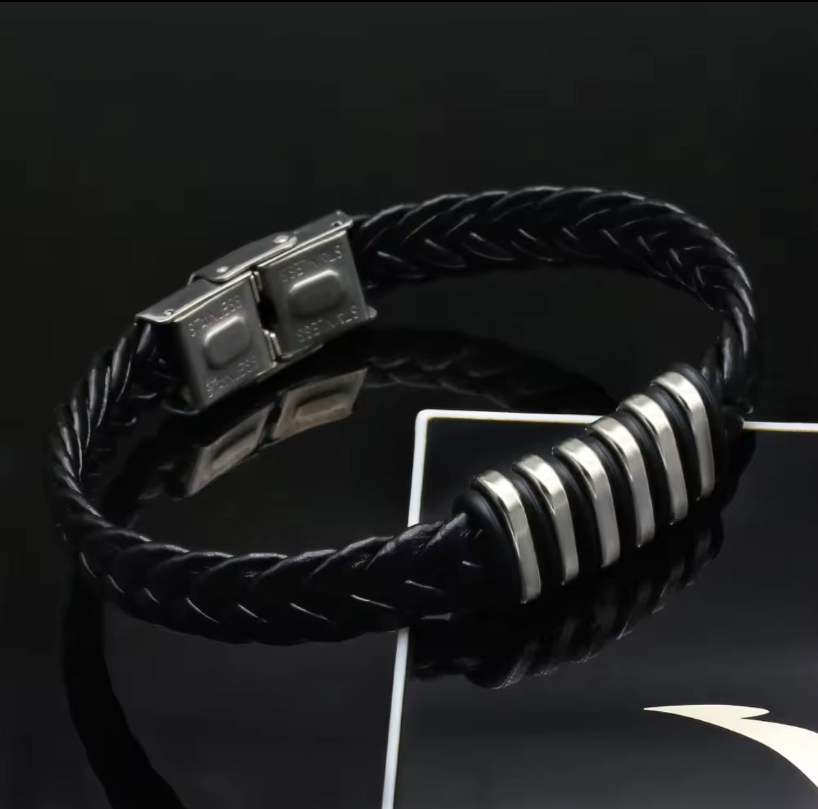 Men’s Braided Leather Bracelet with Stainless Steel Accents – Rugged & Refined