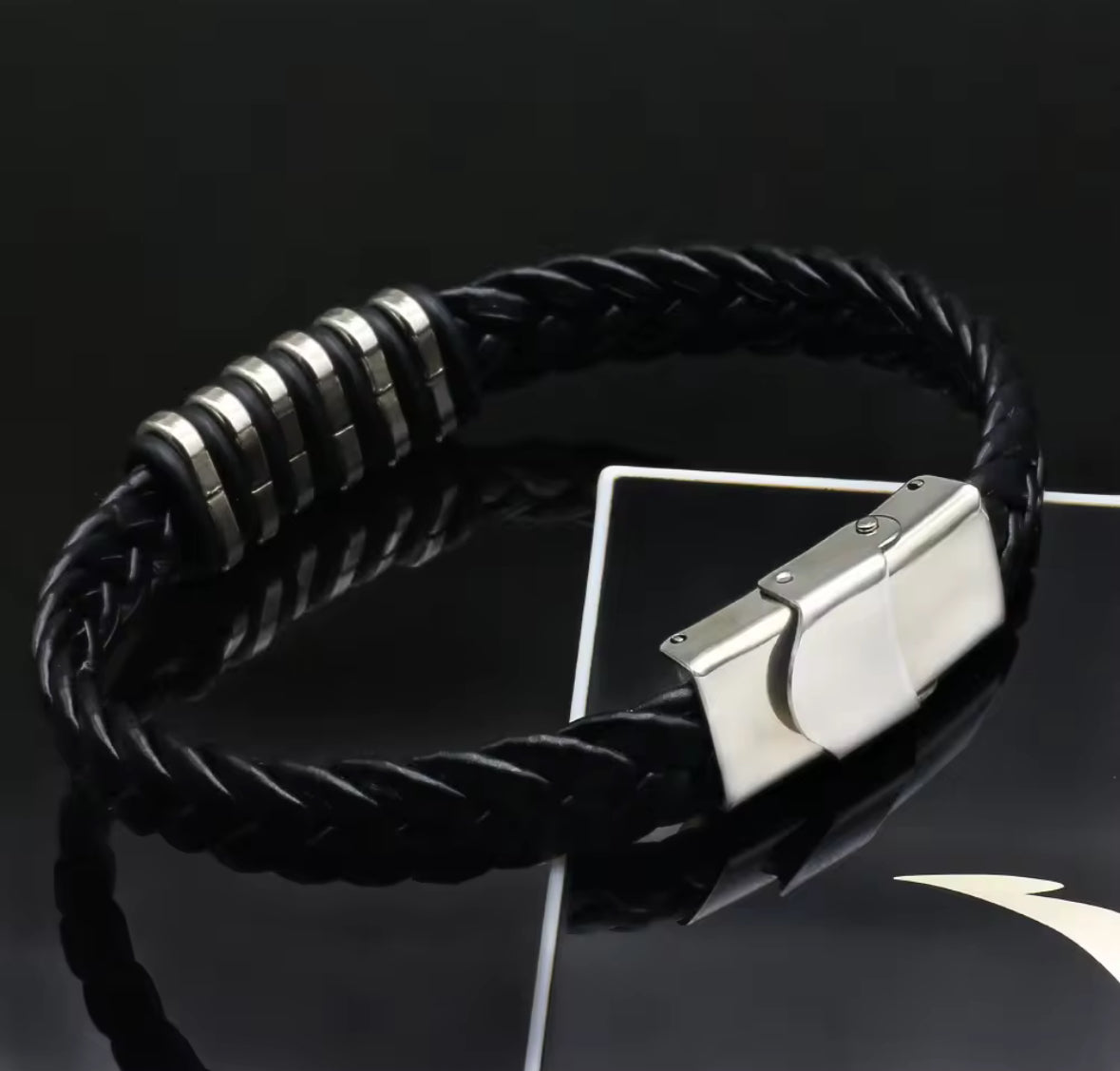 Men’s Braided Leather Bracelet with Stainless Steel Accents – Rugged & Refined