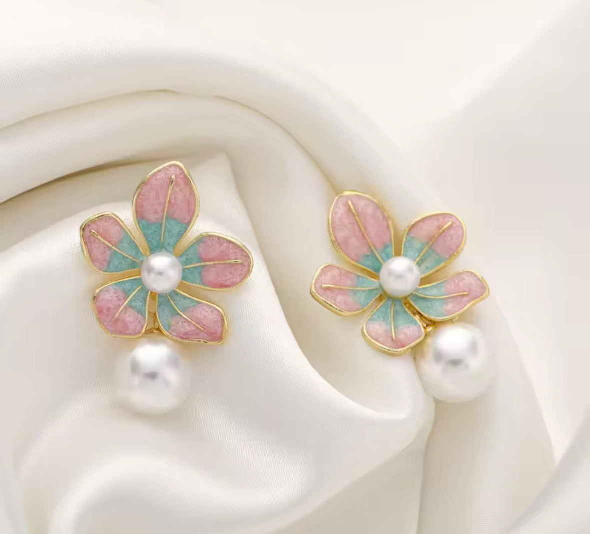 Iridescent Flower & Pearl Drop Earrings – Elegant Petal Studs for Women
