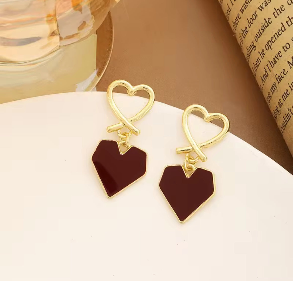 Gold Heart Drop Earrings – Minimalist Love-Inspired Dangle Jewelry for Women