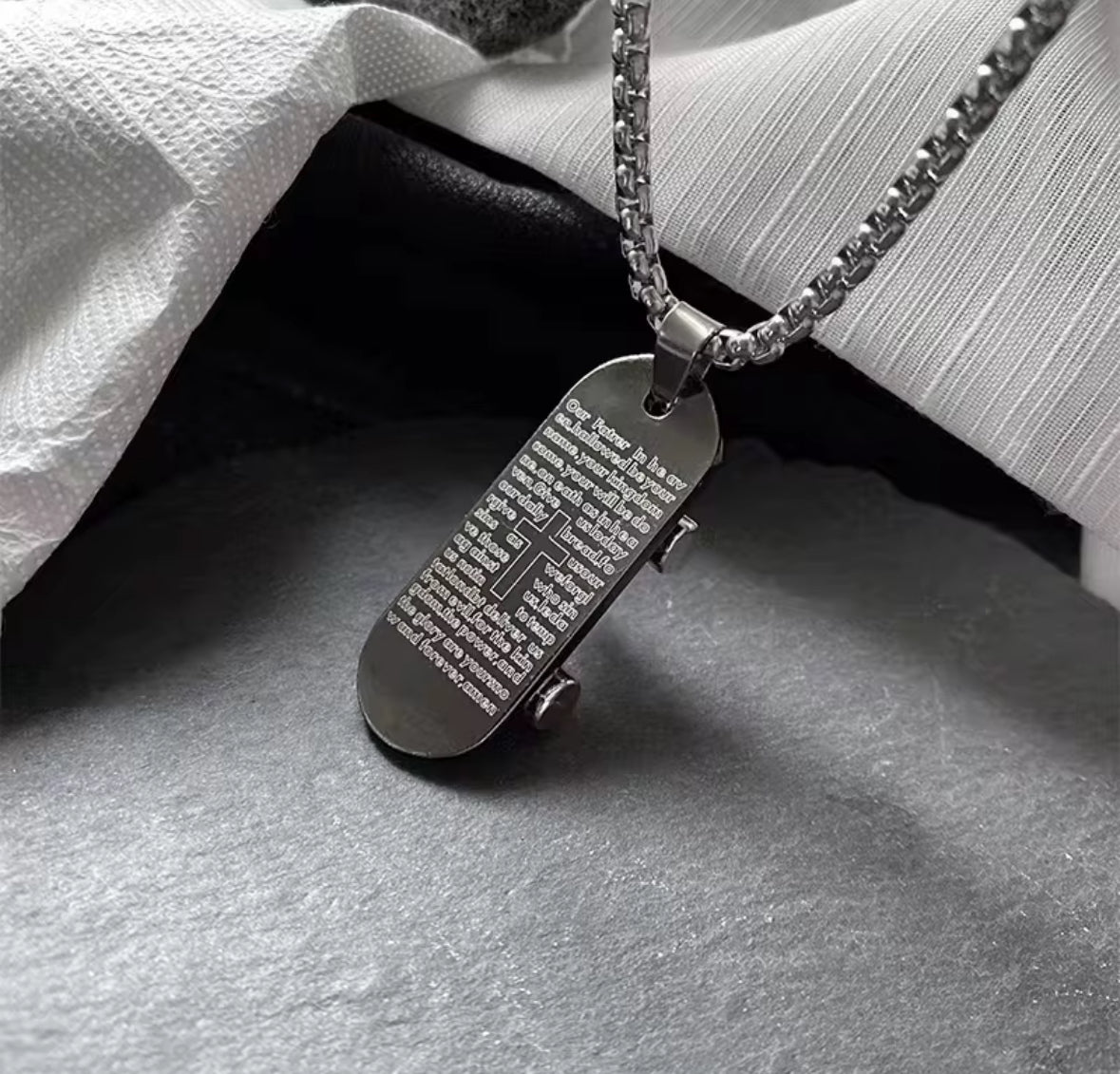 Men’s Christian Skateboard Pendant Necklace – Stainless Steel Cross with Engraved Bible Verse