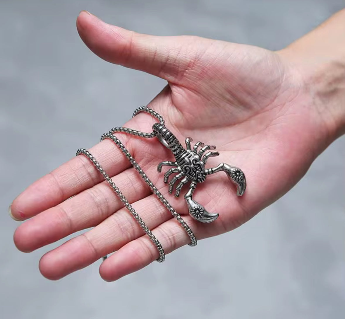 Men’s Scorpion Pendant Necklace – Stainless Steel Scorpio Zodiac Chain for Biker & Gothic Style