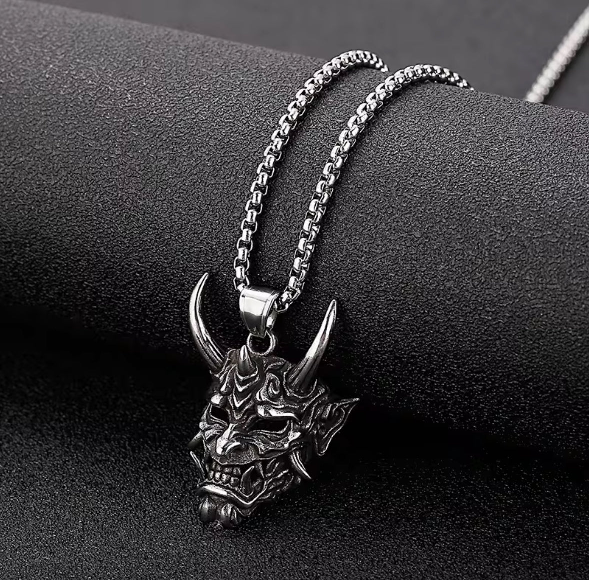 Oni Demon Mask Pendant Necklace – Japanese Samurai Spirit Stainless Steel Jewelry