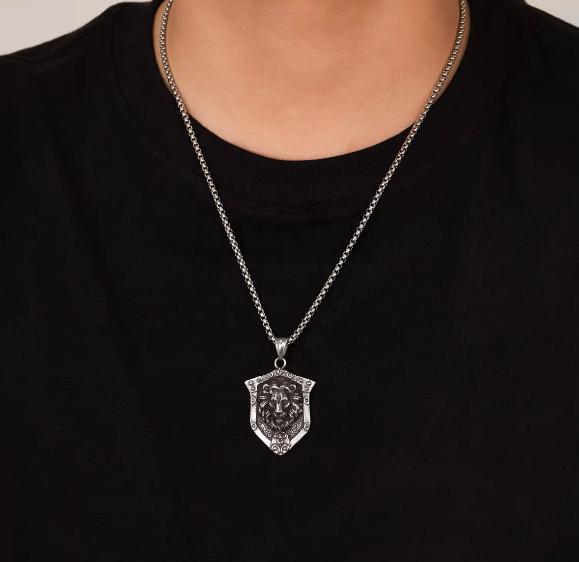 Lion Shield Pendant Necklace – Stainless Steel Medieval Crest Jewelry for Men