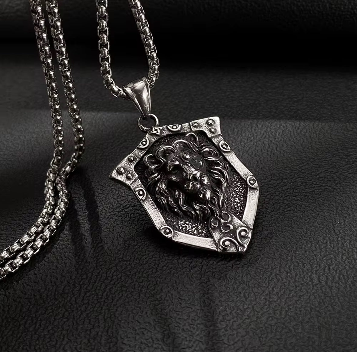 Lion Shield Pendant Necklace – Stainless Steel Medieval Crest Jewelry for Men