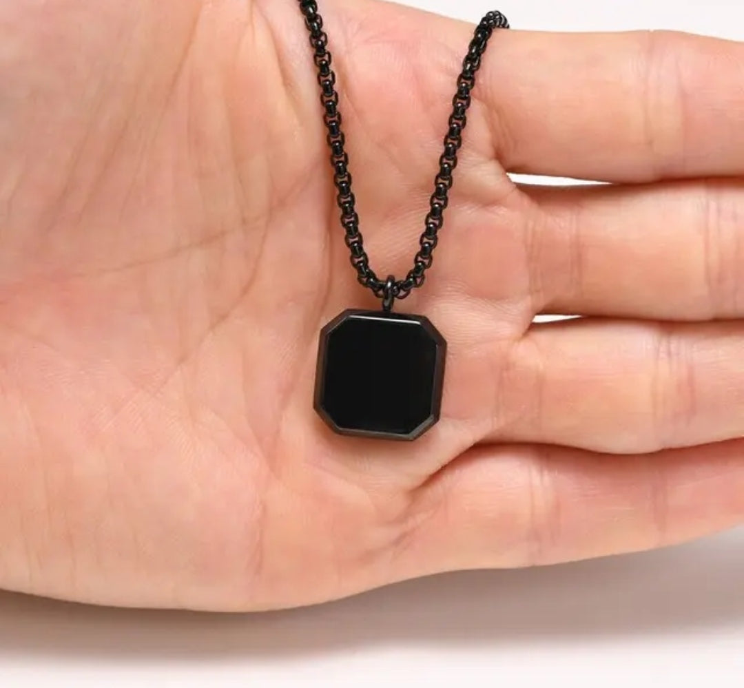 Minimal Black Glass Cut Square Shaped Necklace Pendent Chain