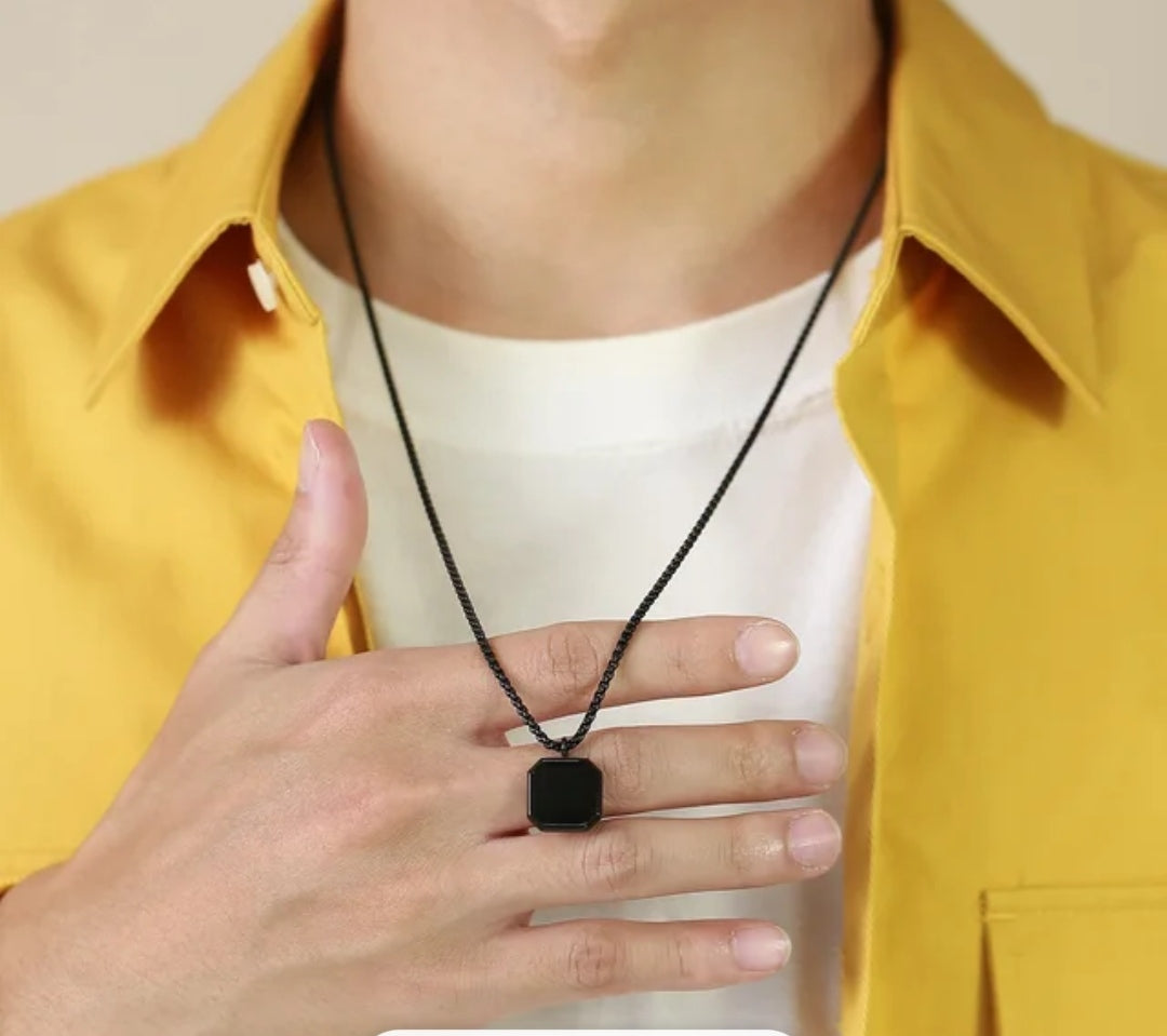 Minimal Black Glass Cut Square Shaped Necklace Pendent Chain