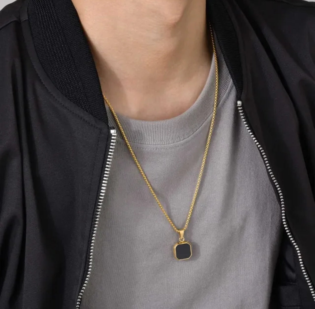 Minimal Black Glass Cut Square Shaped Necklace Pendent Chain