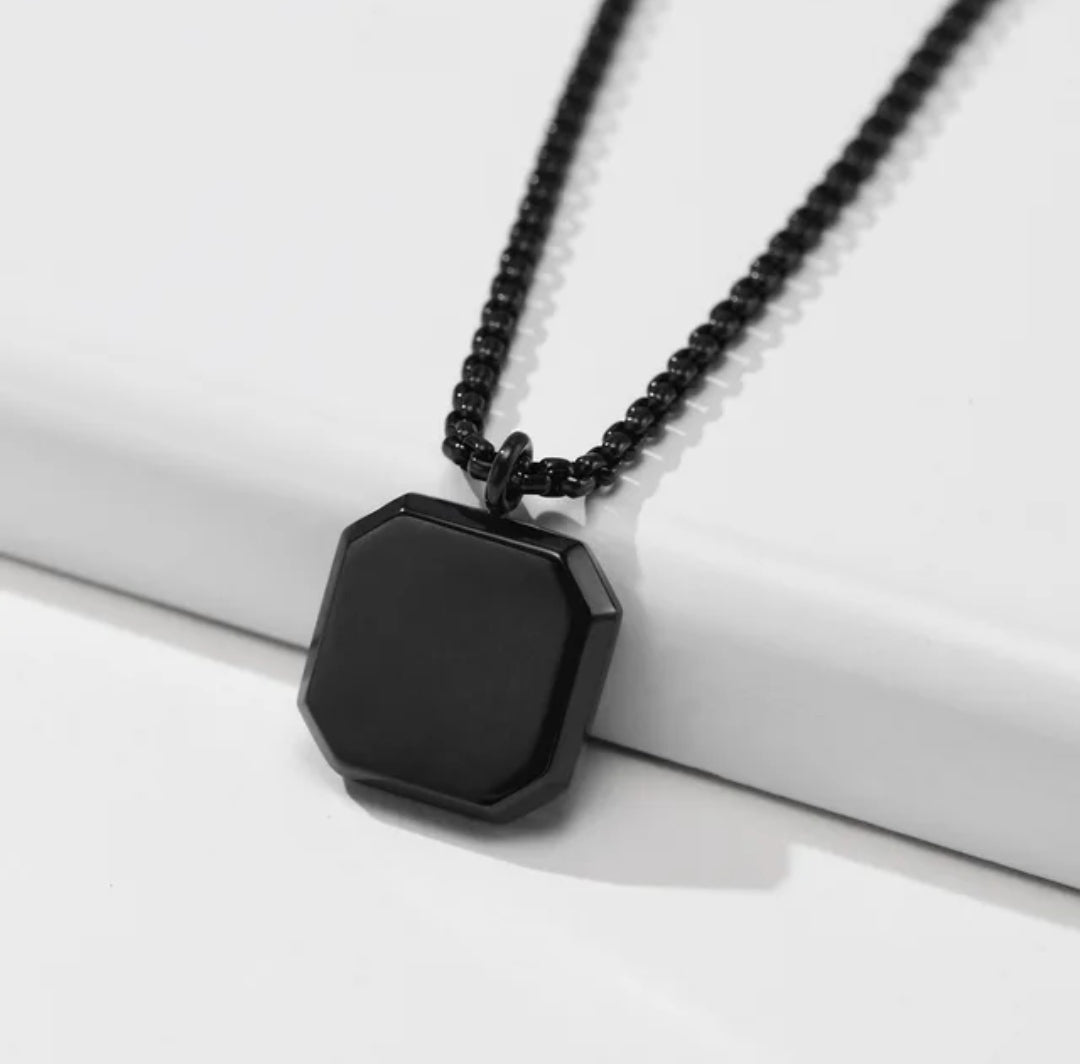 Minimal Black Glass Cut Square Shaped Necklace Pendent Chain