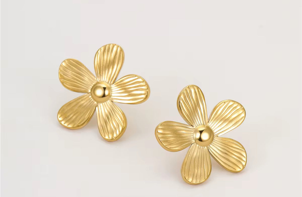 Anti Tarnish Stainless Steel Elegant Gold Floral Stud Earrings for Women | Bold Statement Flower Jewelry