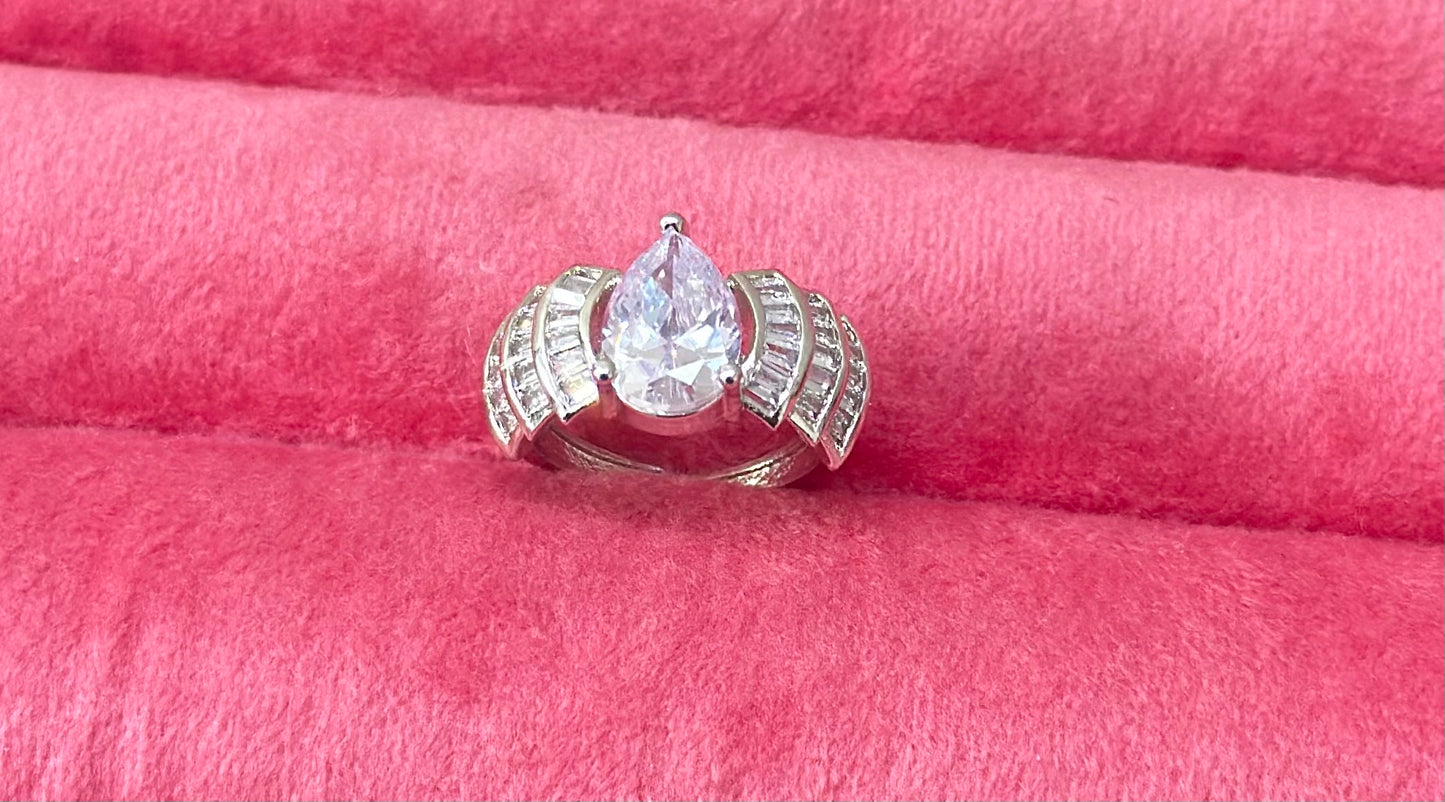 AD Stones Studded Adjustable Size Cocktail Ring