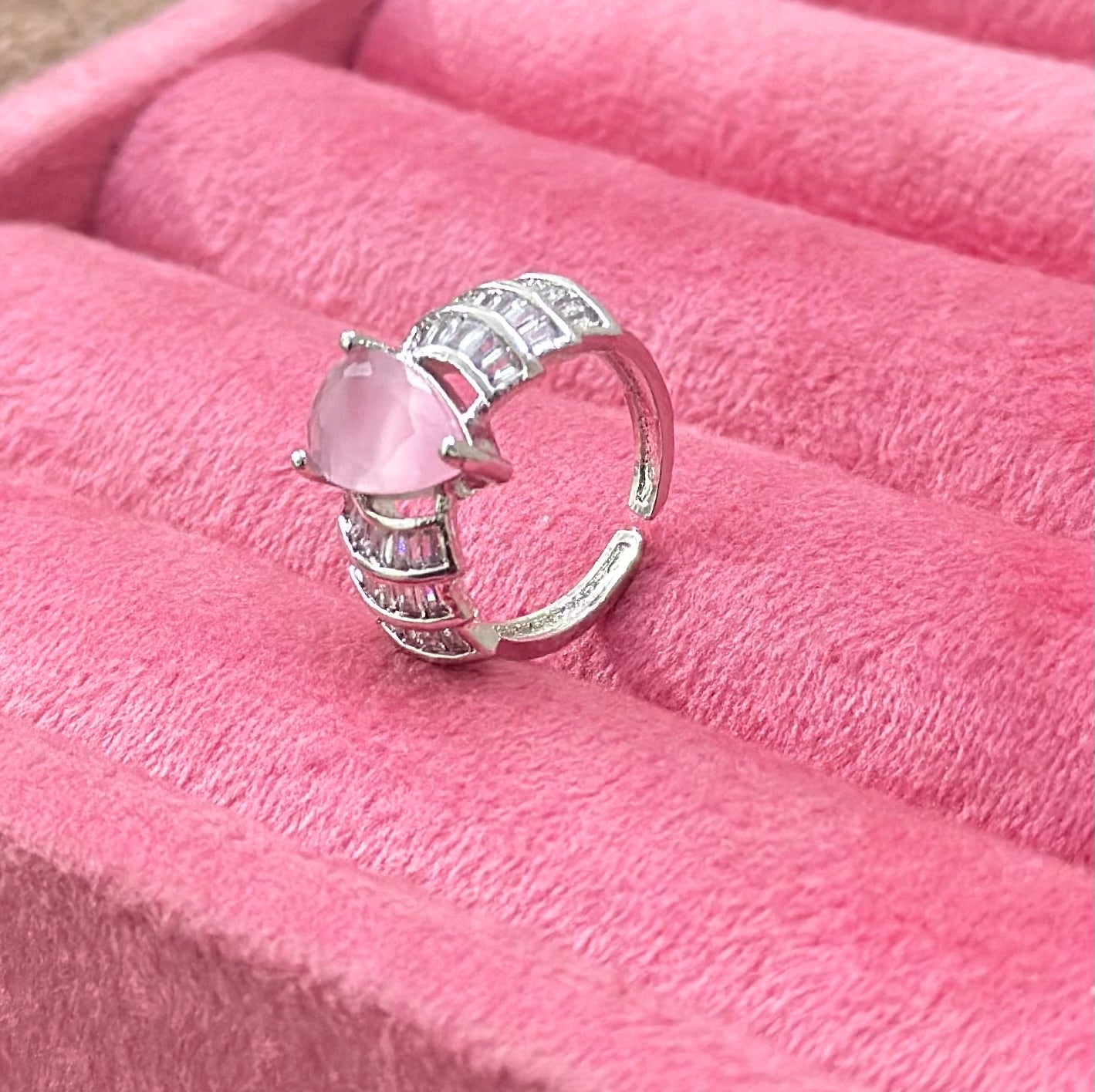 AD Stones Studded Adjustable Size Cocktail Ring