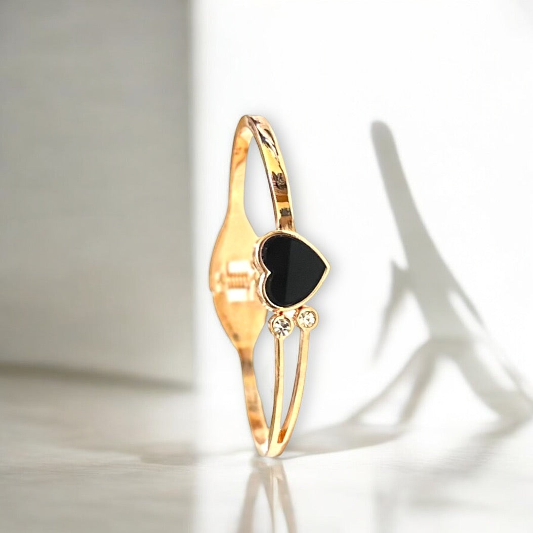 Premium Heart Shaped Black Glass Along with AD Stones Studded Adjustable Hand Bracelet