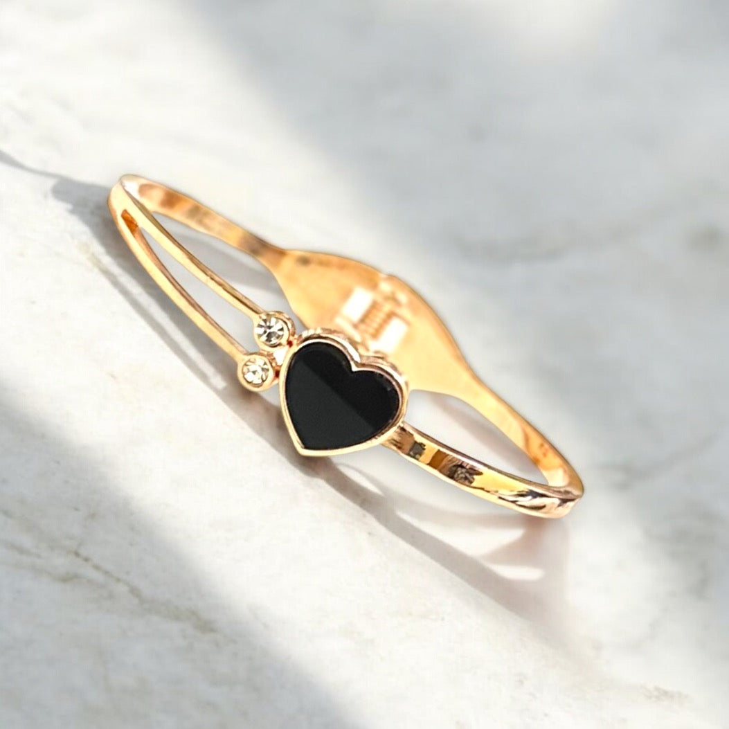 Premium Heart Shaped Black Glass Along with AD Stones Studded Adjustable Hand Bracelet