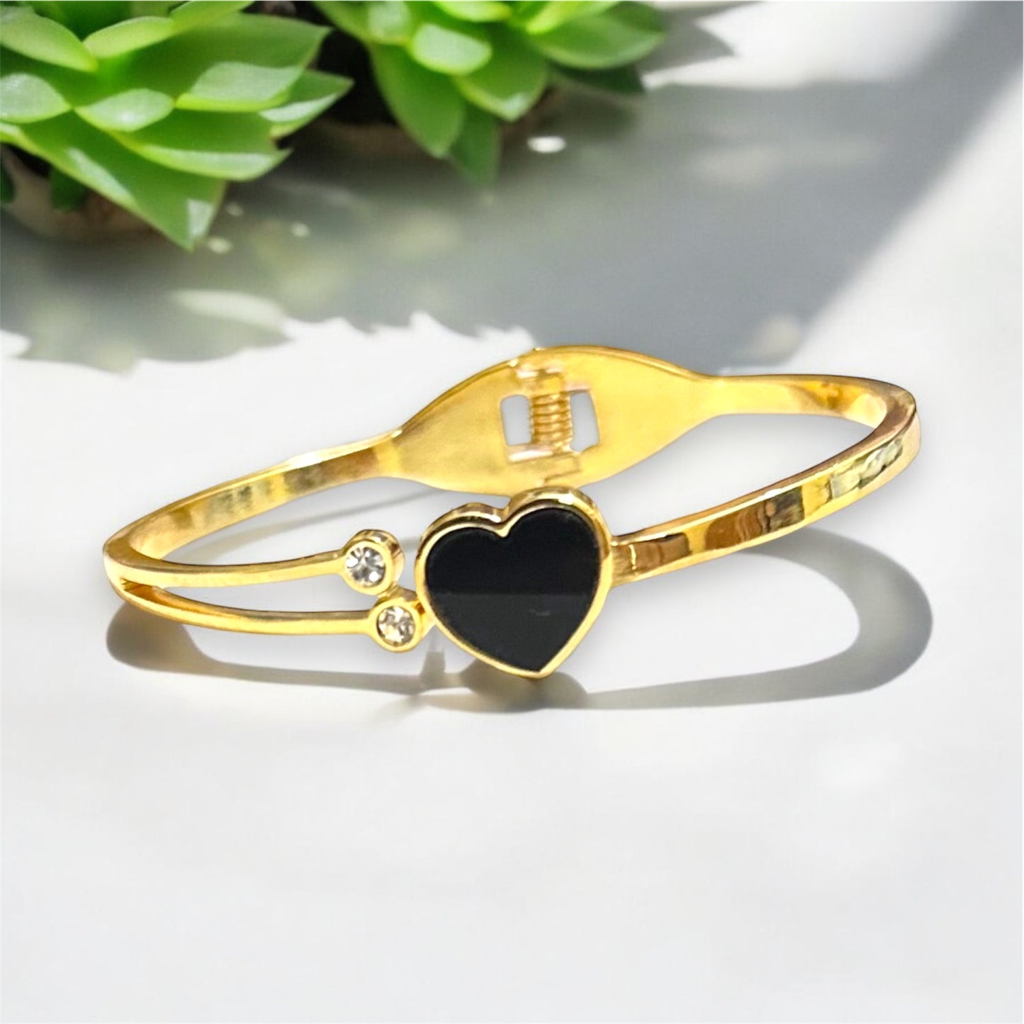 Premium Heart Shaped Black Glass Along with AD Stones Studded Adjustable Hand Bracelet