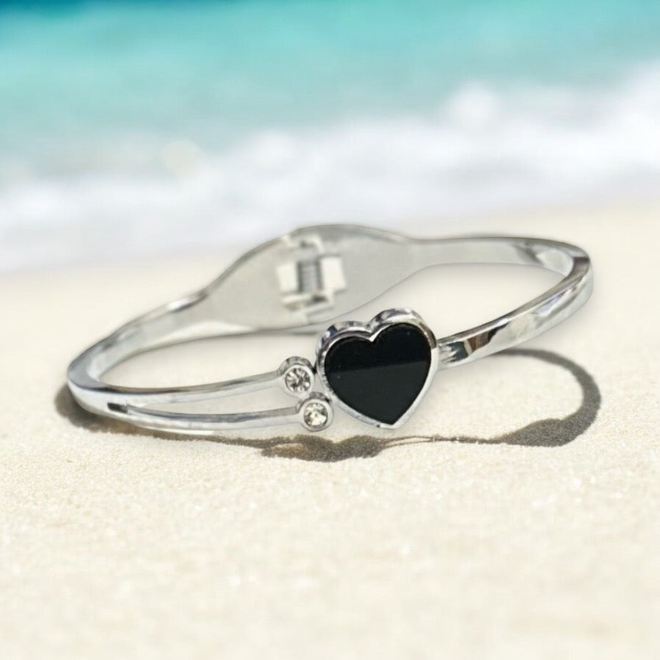 Premium Heart Shaped Black Glass Along with AD Stones Studded Adjustable Hand Bracelet