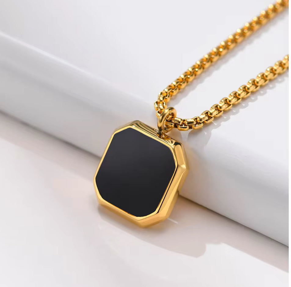 Minimal Black Glass Cut Square Shaped Necklace Pendent Chain