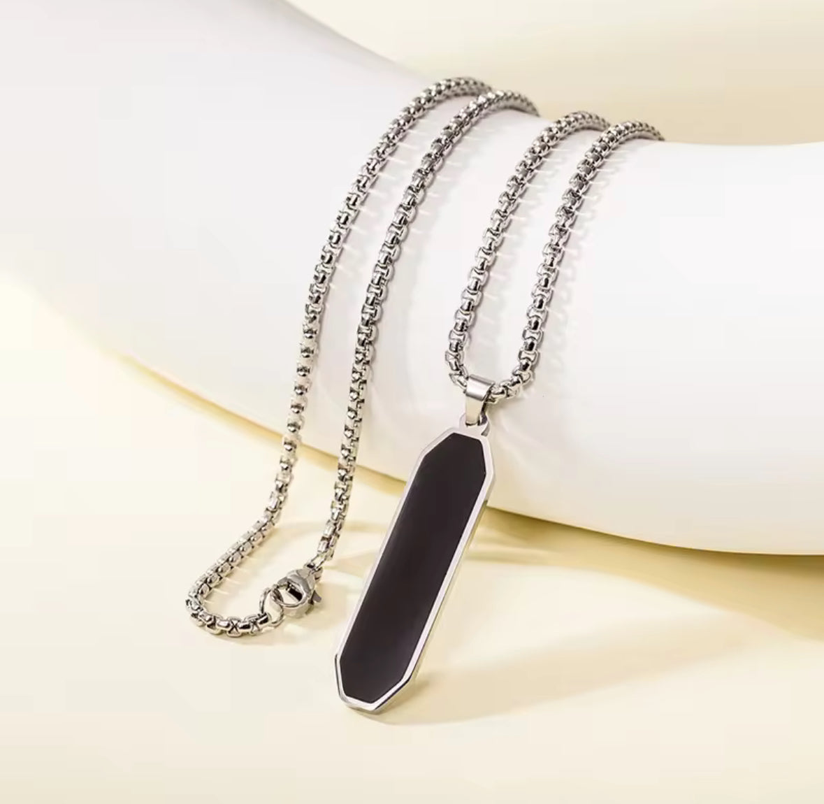 Cylindrical Shape Black Glass Cut Minimal Necklace Pendent Chain
