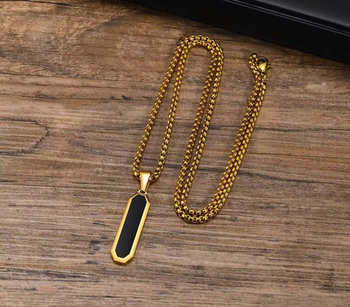 Cylindrical Shape Black Glass Cut Minimal Necklace Pendent Chain