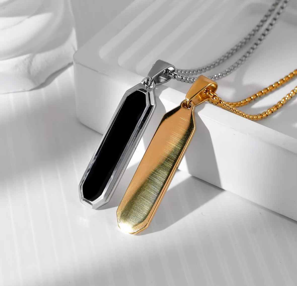 Cylindrical Shape Black Glass Cut Minimal Necklace Pendent Chain
