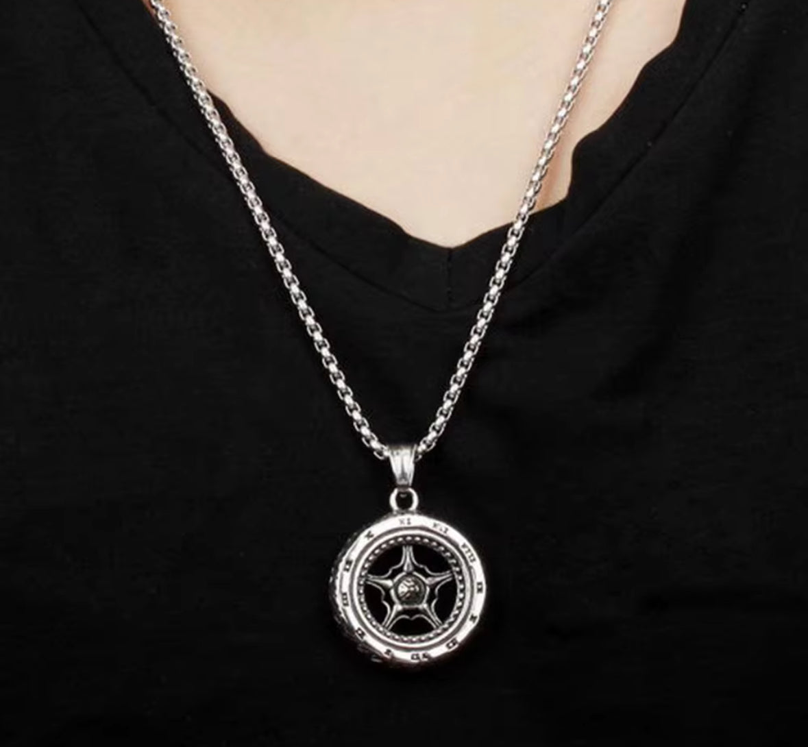 Round Western Style Necklace Pendent Chain