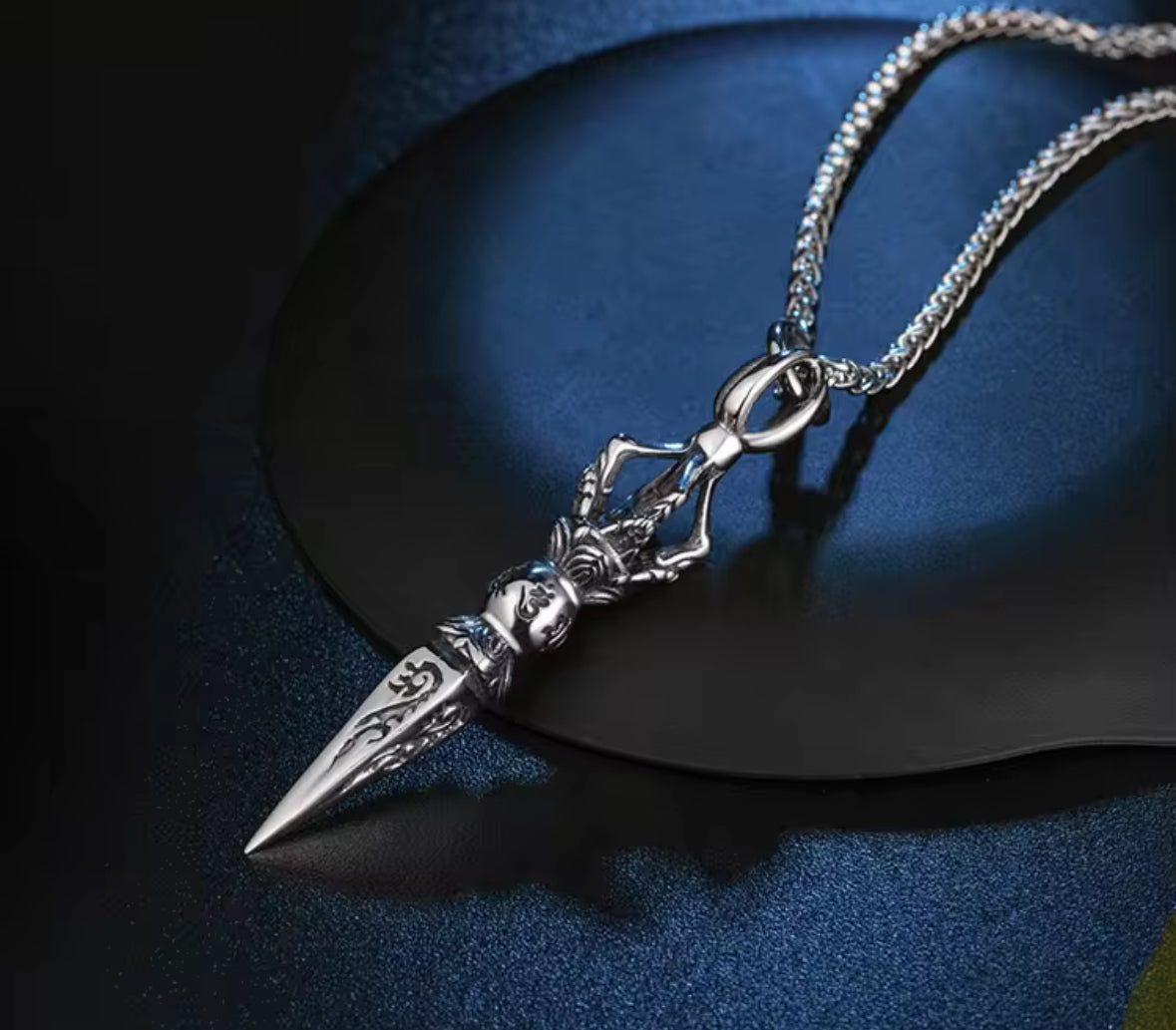 Tibetan Engraved Western Necklace Pendent Chain