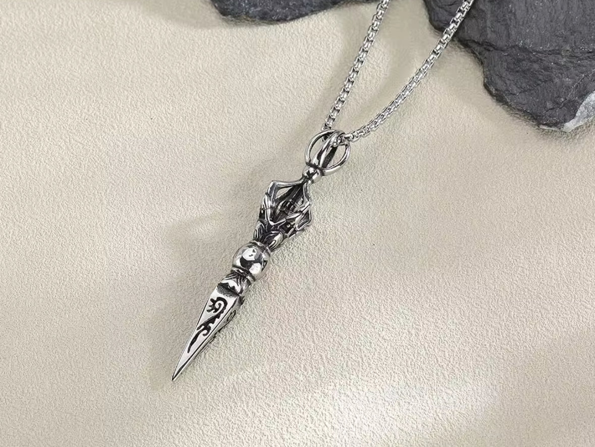 Tibetan Engraved Western Necklace Pendent Chain
