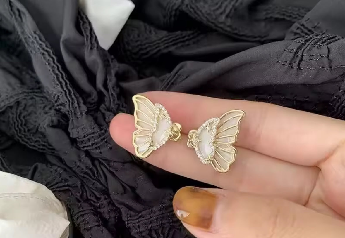 Stones Studded Butterfly Wings Korean Push Plugs Stud Earrings