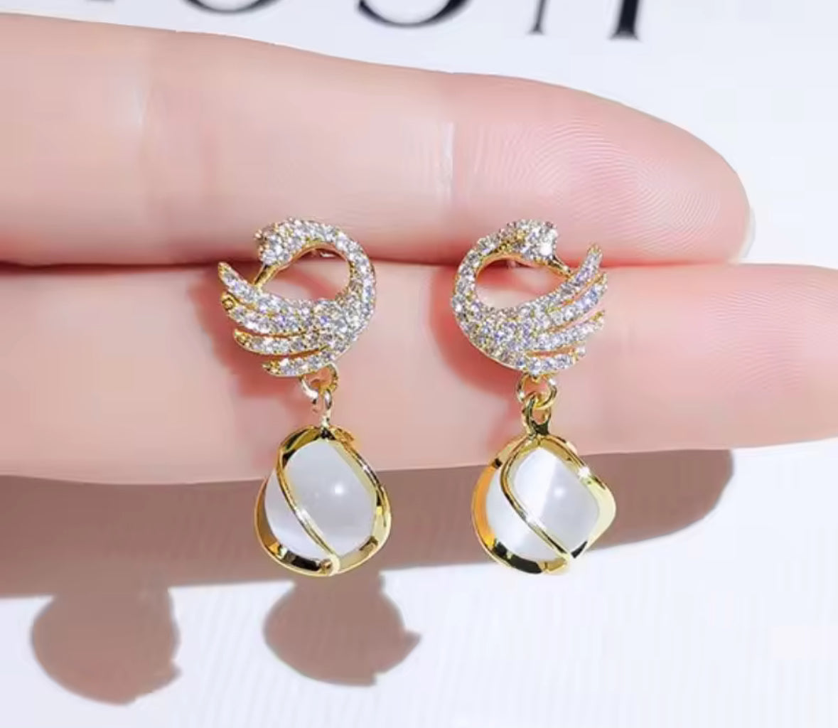 Peacock Style Stones Studded Hanging Pearl Korean Push Plugs Stud Earrings
