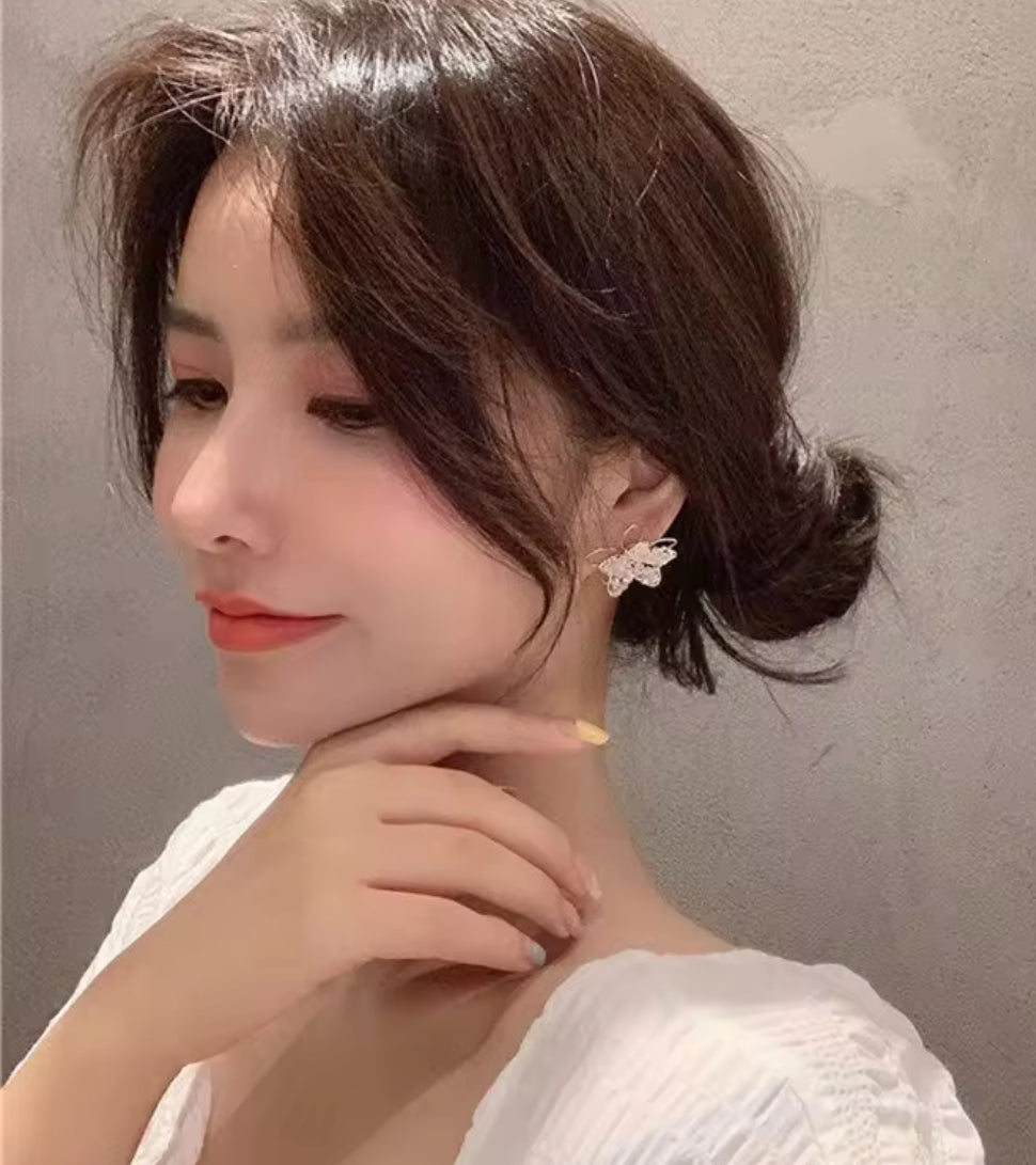 Flower Style Oversized Stones Studded Korean Push Plugs Stud Earrings