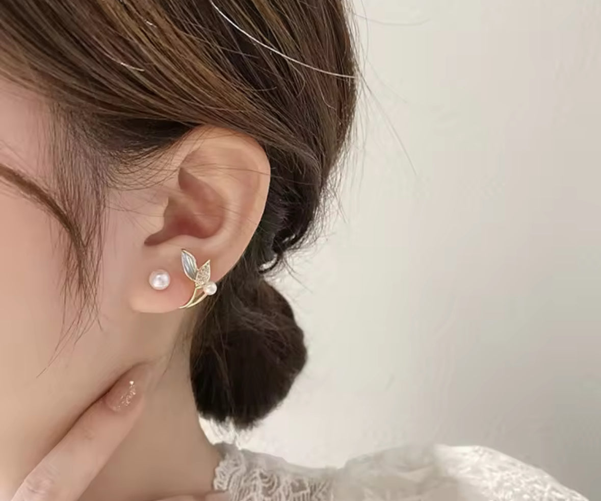 Stones Studded Enamel Style Leaf Hangings Korean Push Plugs Stud Earrings
