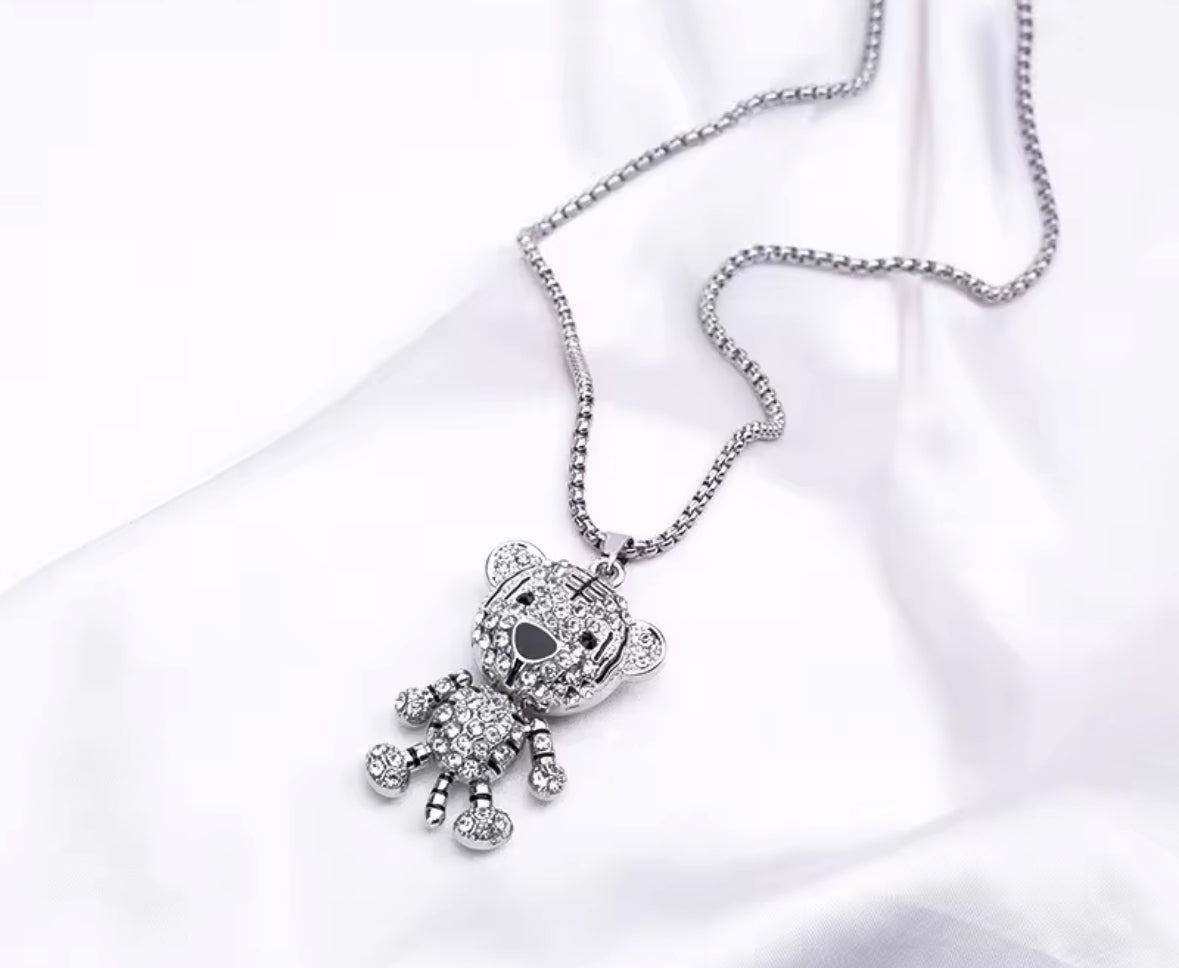 Iced Out Teddy Bear Pendant Necklace – Hip Hop Unisex Jewelry