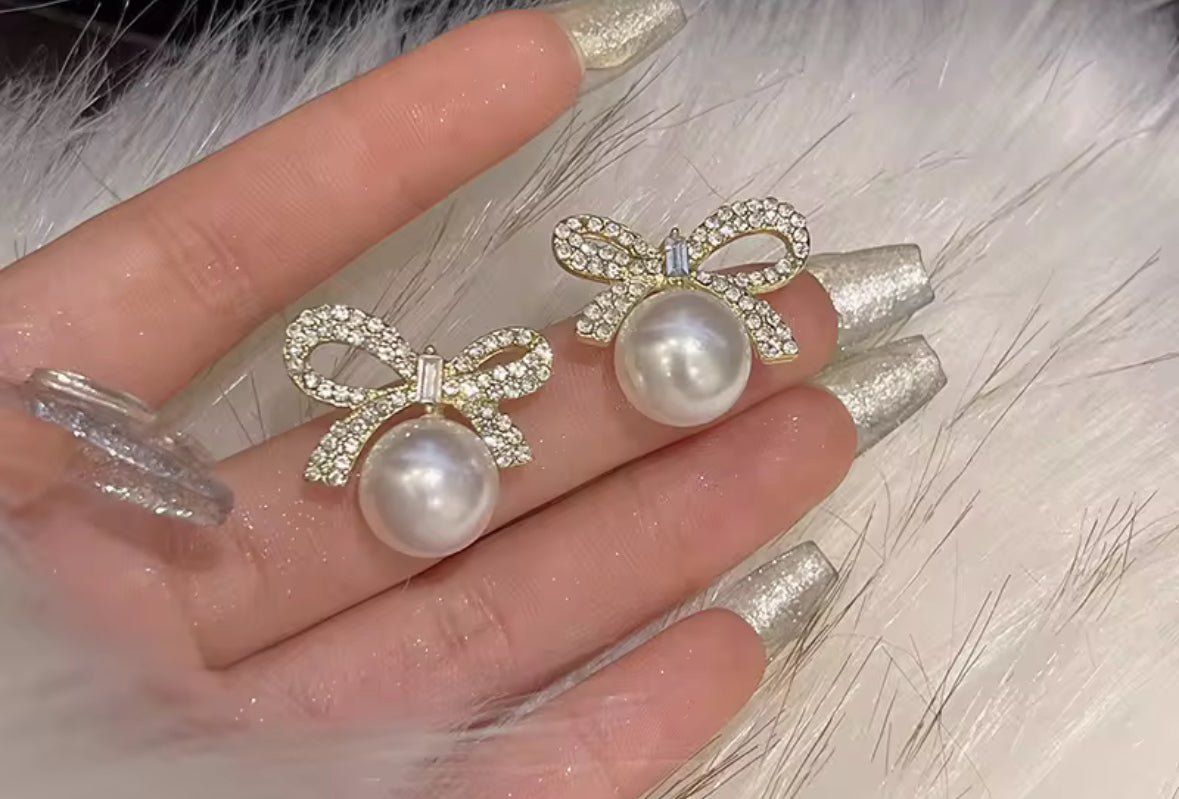 Bow and Pearl Style Korean Imitation Earrings – Chic & Affordable Styles