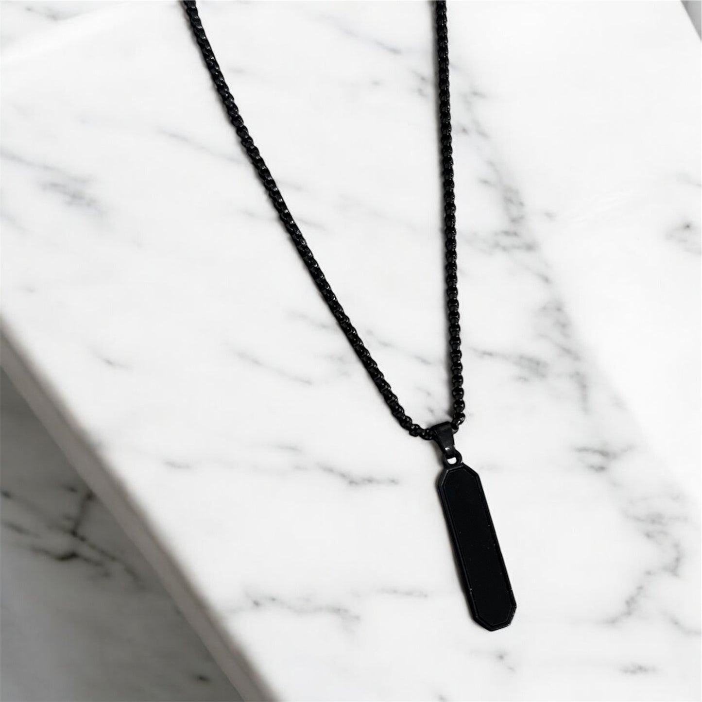 Cylindrical Shape Black Glass Cut Minimal Necklace Pendent Chain