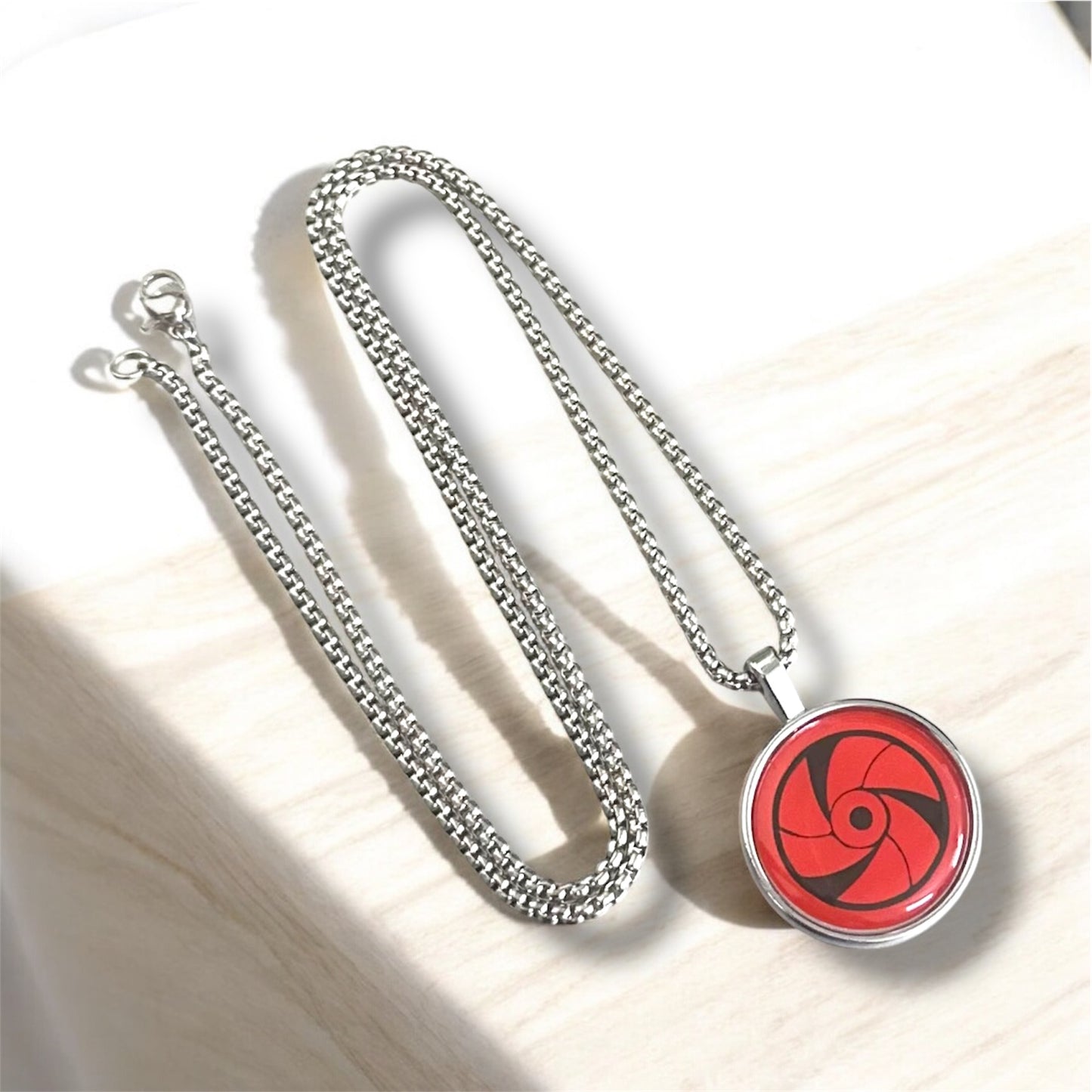 Kakashi Mangekyō Sharingan Necklace – Naruto Shippuden Anime Pendant