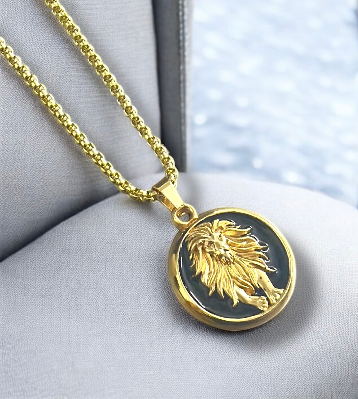 Men’s Lion Pendant Necklace – Bold King of the Jungle Medallion