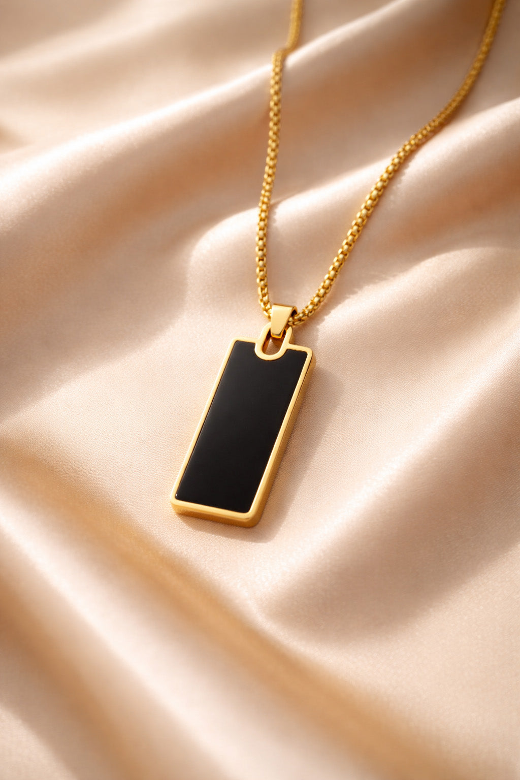 Minimal Black Rectangle Pendant Necklace (Gold Plated Stainless Steel | Unisex | Anti-Tarnish)