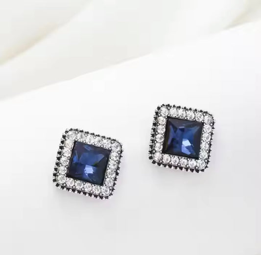 Elegant Sapphire Blue Square Stud Earrings – Vintage-Inspired Rhinestone Jewelry