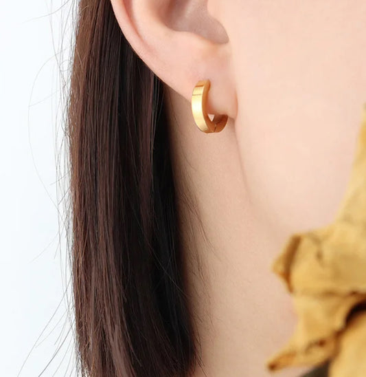 Minimal Hoop Style Stainless Steel Golden Earrings