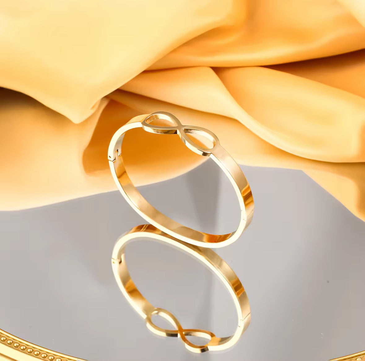 Infinity Bangle Bracelet for Women – Elegant Stainless Steel Love Symbol Jewelry