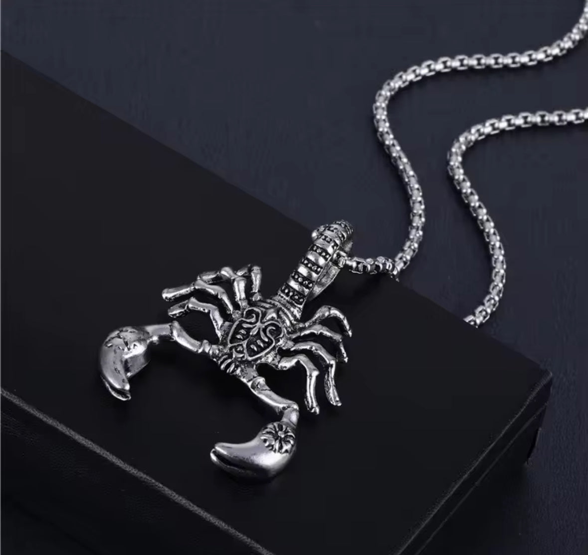 Men’s Scorpion Pendant Necklace – Stainless Steel Scorpio Zodiac Chain for Biker & Gothic Style