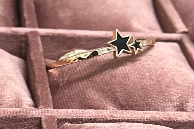 Premium Black Glass Star Shaped Adjustable Hand Bracelet