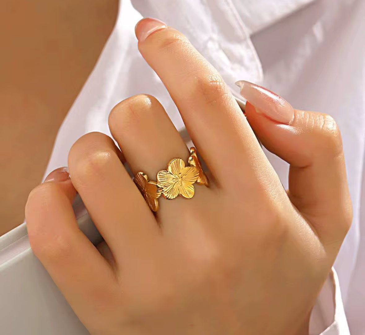 Golden Flower Adjustable Ring for Women – Floral Statement Ring with Premium Gold Finish