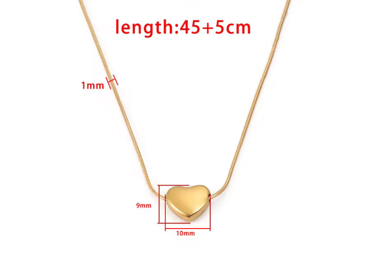 Minimalist Golden Heart Pendant Necklace for Women – Stainless Steel Chain, Adjustable Love Necklace