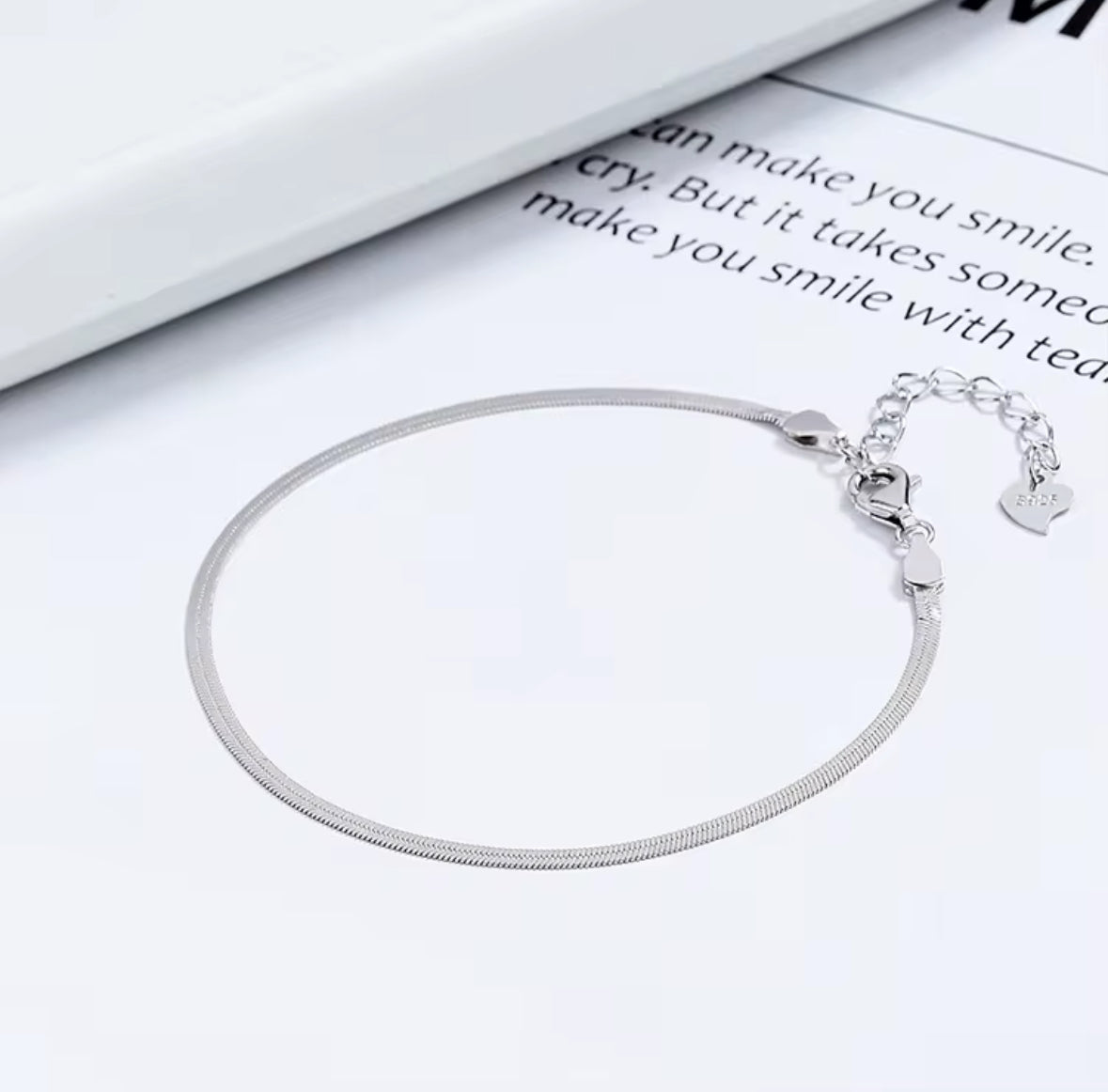 Minimalist Snake Chain Bracelet for Women – Premium Stainless Steel Adjustable Gold & Silver Wrist Bracelet | Everyday Chic Jewelry