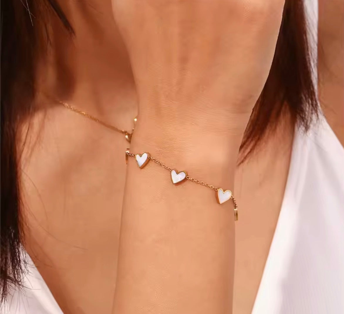 Dainty Golden Heart Charm Bracelet – White Enamel Adjustable Bracelet for Women