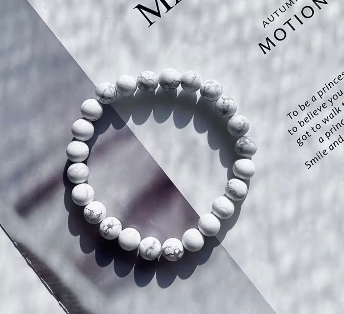 Natural Howlite Bracelet for Calmness & Stress Relief – White Healing Crystal Beaded Bracelet for Men & Women