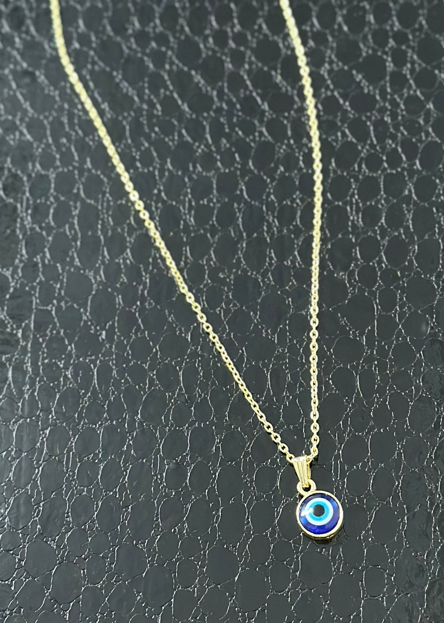 Minimal Evil Eye Necklace Pendant Chain